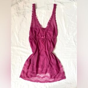 Elegant Pink Lace Chemise